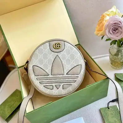 Gucci Crossbody Bags — bag, real photo