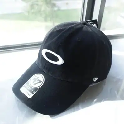 Oakley 47 Clean Up Adjustable Cap — cap, real photo