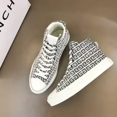 Givenchy Sneakers — sneakers, real photo